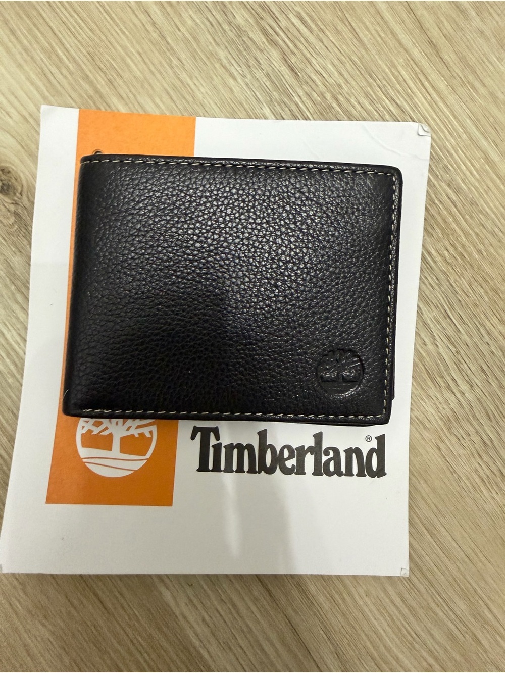 Timberland Black Pebble-Grain Leather Bifold Wallet